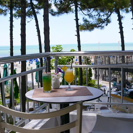 Andi Hotel