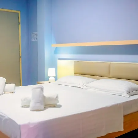 Andi Hotel 3*